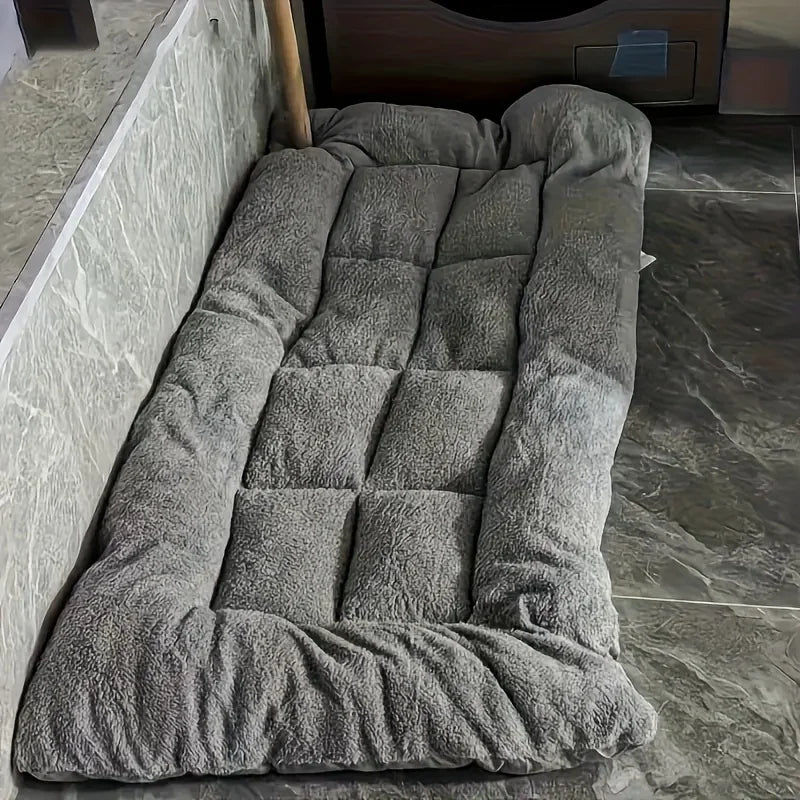 Extra-Large Plush Dog Bed/Sofa/Cat Bed/Dog House/Cage Mat, Thick and Super Soft Polyester Pet Mat