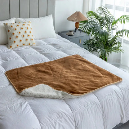 Waterproof Pet Blankets for Beds Soft Sherpa Fleece Dog Cat Blanket Double Side Flannel Warm Sofa Throw Blanket Pet Sleeping Mat